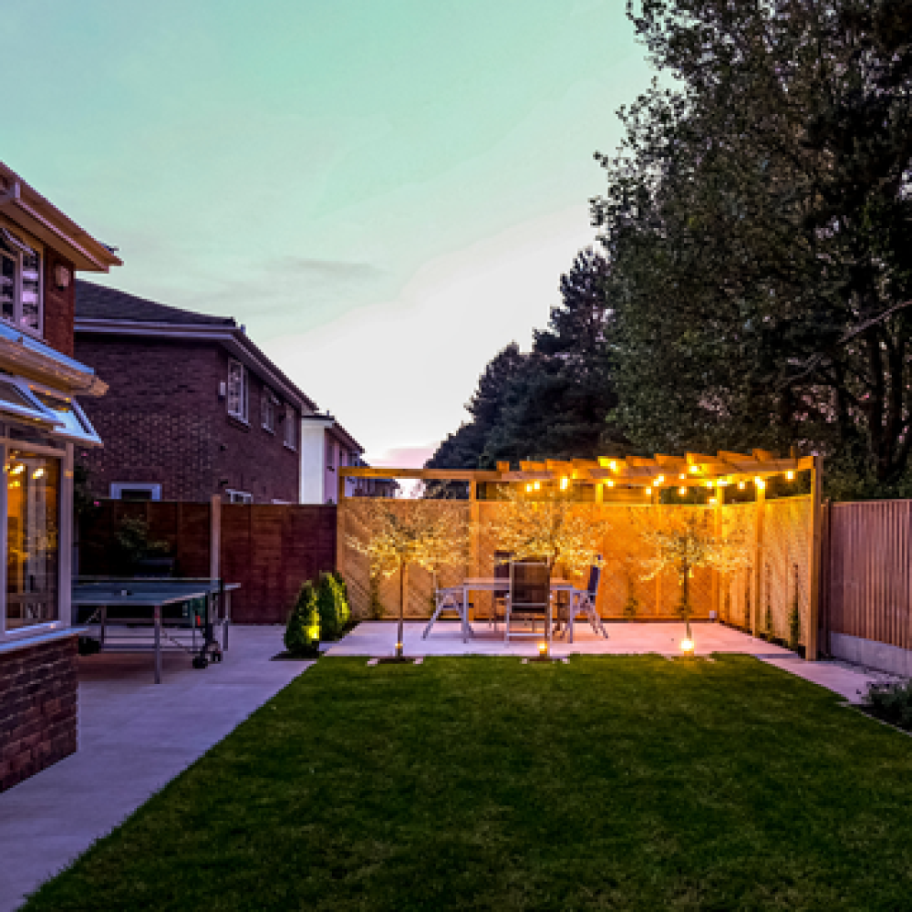 Landscape lighting installation