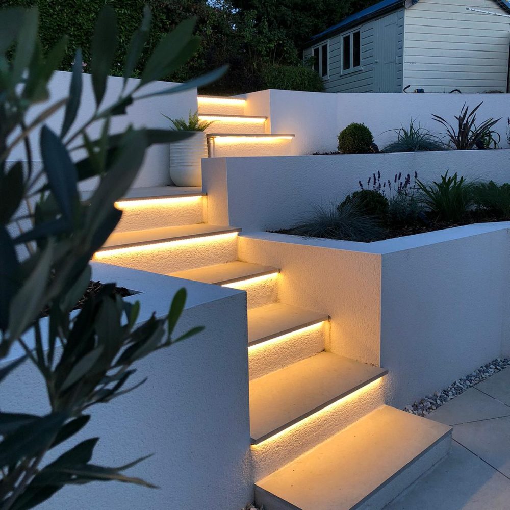 Garden lighting in Corfe Mullen