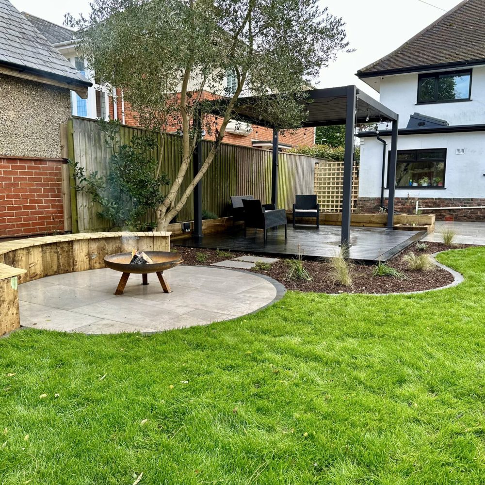 project4-southbourne-firepit-pergola-lawn.jpg